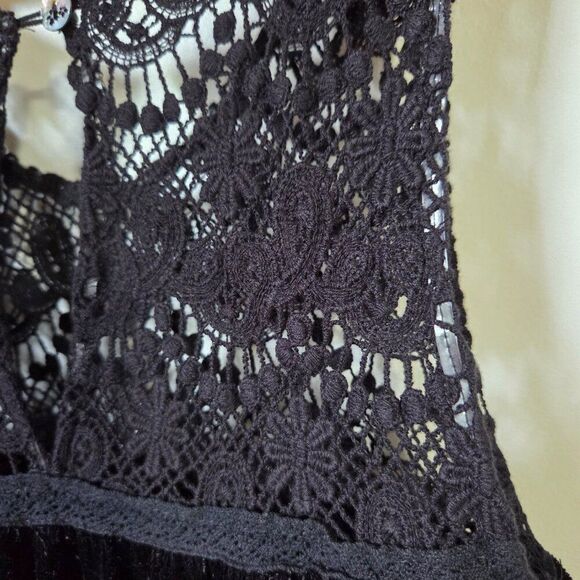 EUC LPOL BLACK VELVET AND LACE SWING STYLE TANK TOP SIZE L - Picture 10 of 16